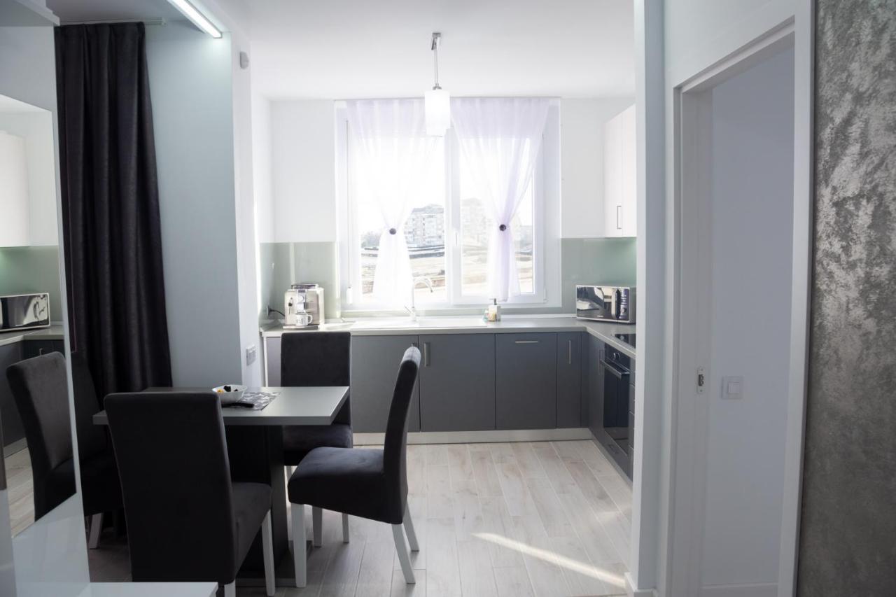 Gala Residence In Орадеа Екстериор снимка